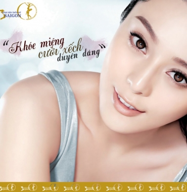 GÓC MIỆNG XẾCH, KHÓE MÔI CƯỜI DUYÊN DÁNG